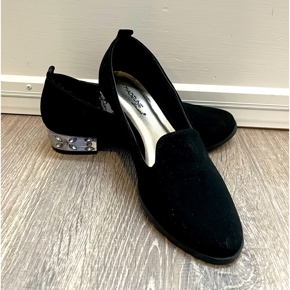 Madeline Stuart Julian Bedazzled Shoes New SZ 6